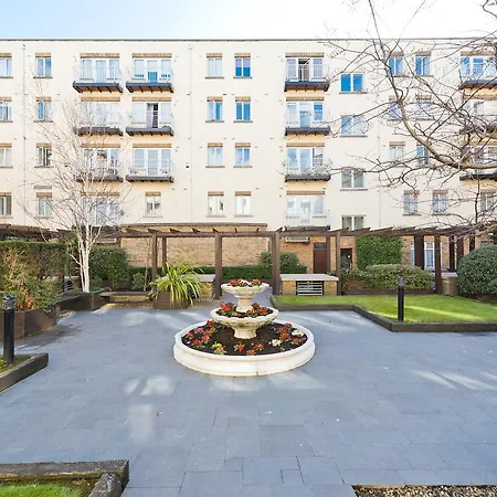 Your Place - Bachelors Walk Apartment *