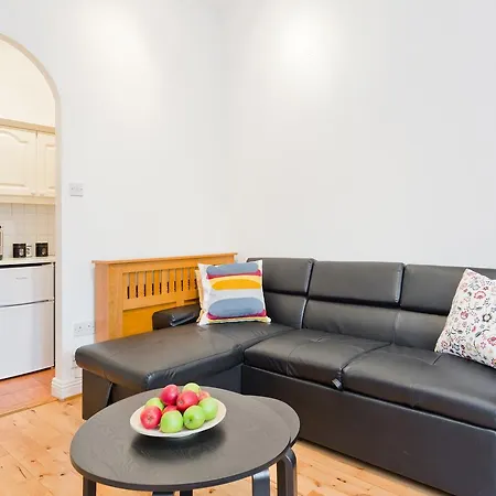 Your Place - Bachelors Walk Apartment *